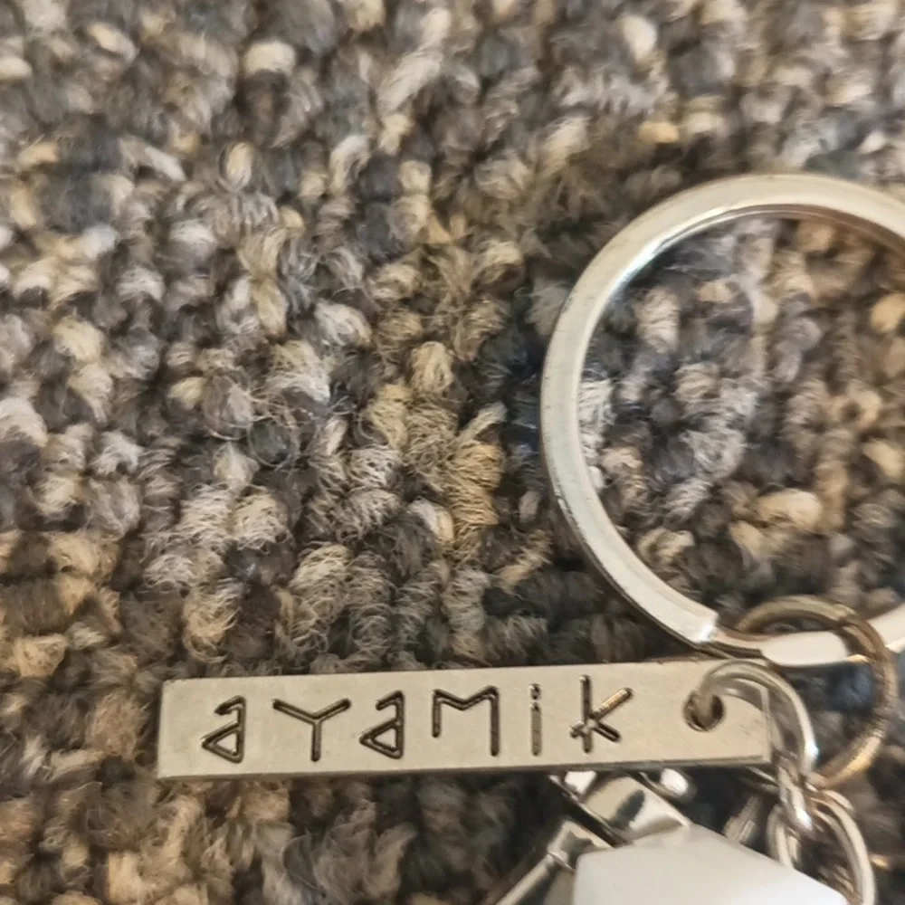 Ayamik Cha Cha beads silver key chain